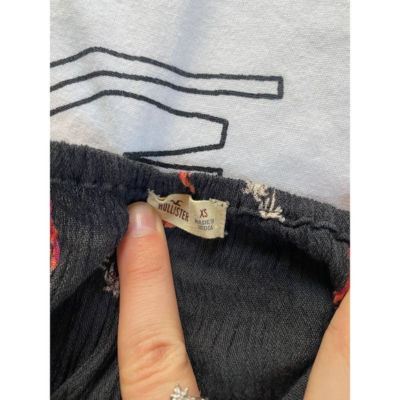 Hollister Ruffled Tank with Boho Design - Picture 2 of 4